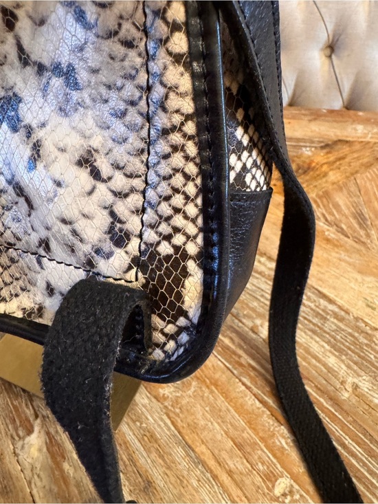 Patricia Nash 10 Year Anniversary Saracena Convertible Leather Backpack main image 5